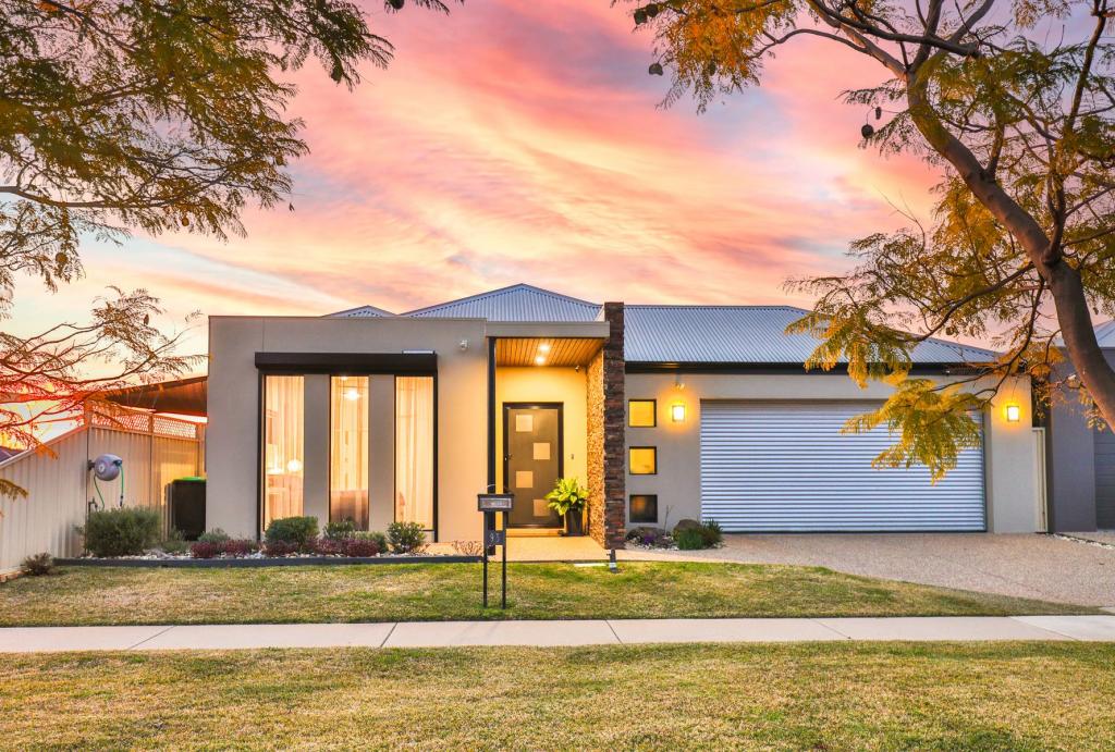 93 Dyar Ave, Mildura, VIC 3500