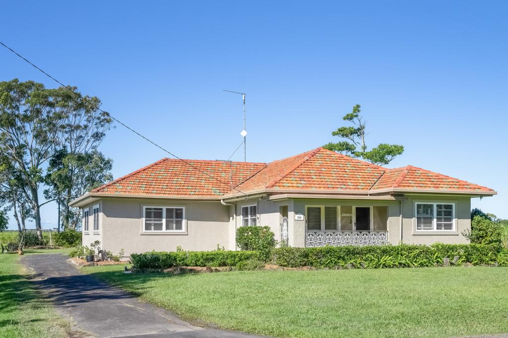 708 River Dr, Empire Vale, NSW 2478