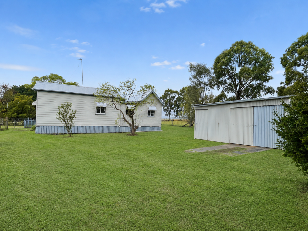 59 SAVILLE RD, SPRING CREEK, QLD 4361
