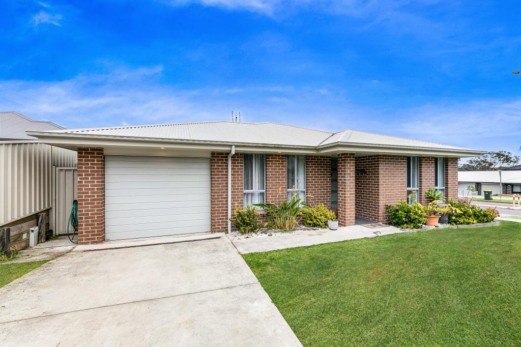 1 Meander Pl, Wadalba, NSW 2259