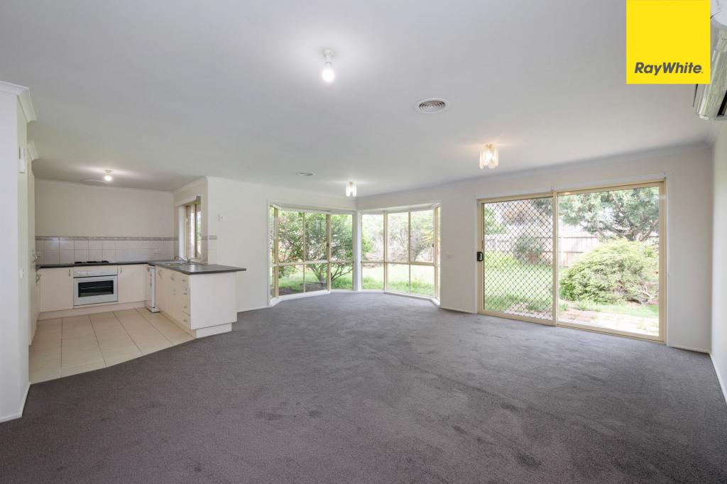 71 Dunvegan Dr, Kurunjang, VIC 3337