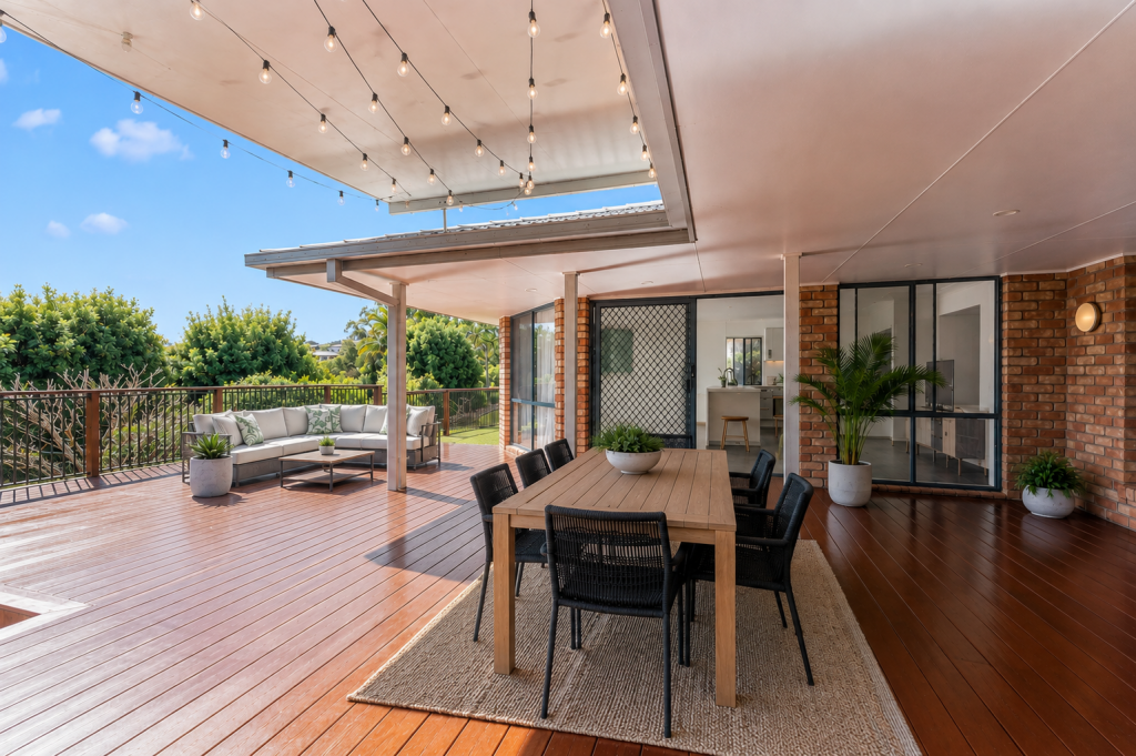5 Orchna St, Burleigh Heads, QLD 4220