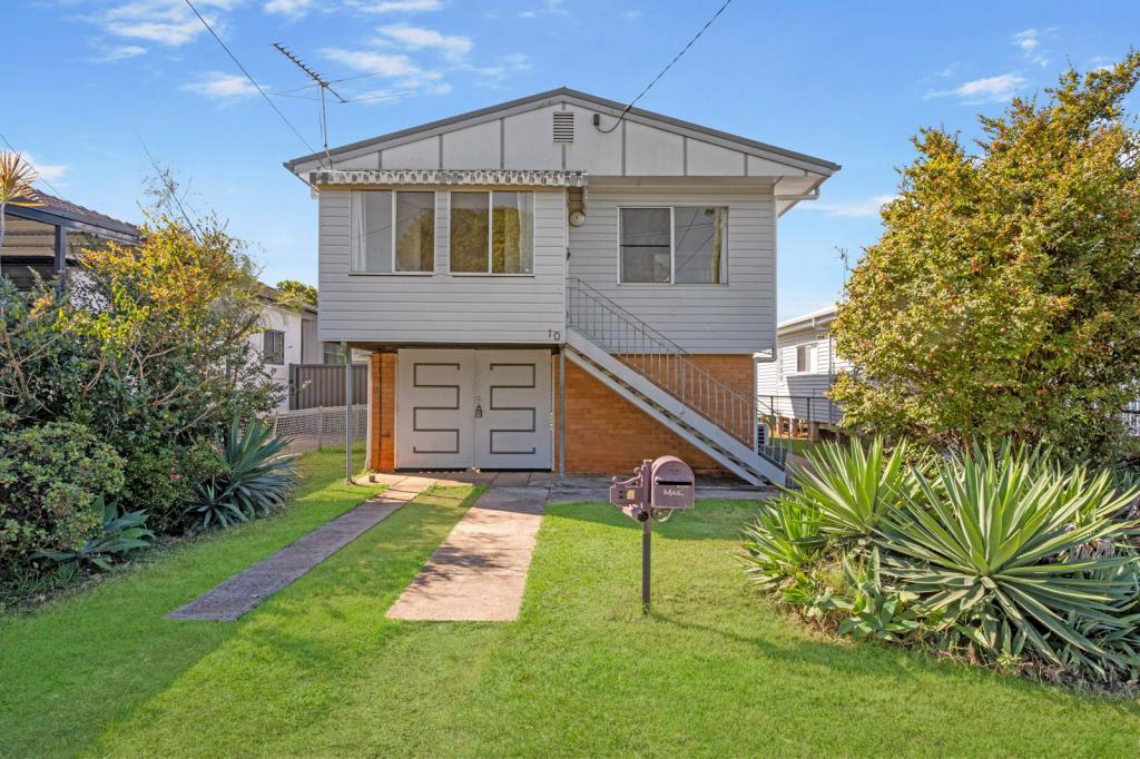 10 Campbell St, Scarborough, QLD 4020