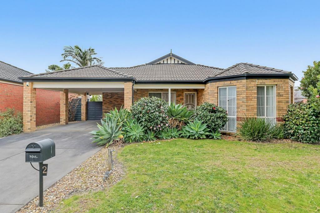 2 GUM PL, PAKENHAM, VIC 3810