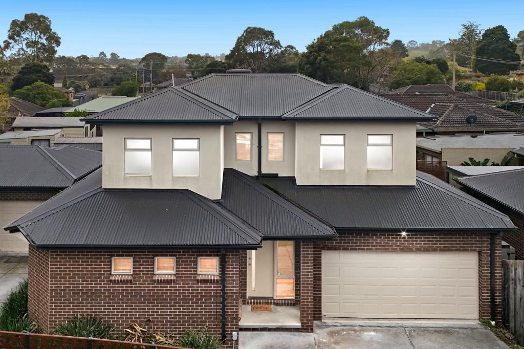 2/5 Moana Dr, Mooroolbark, VIC 3138