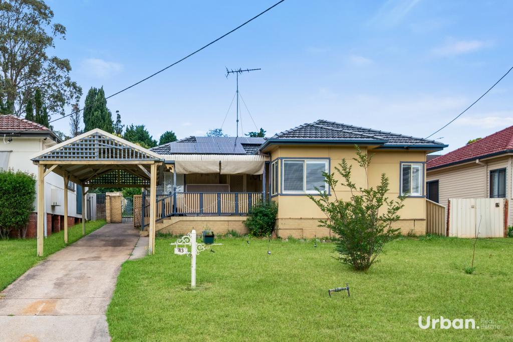 43 Farnsworth Ave, Campbelltown, NSW 2560