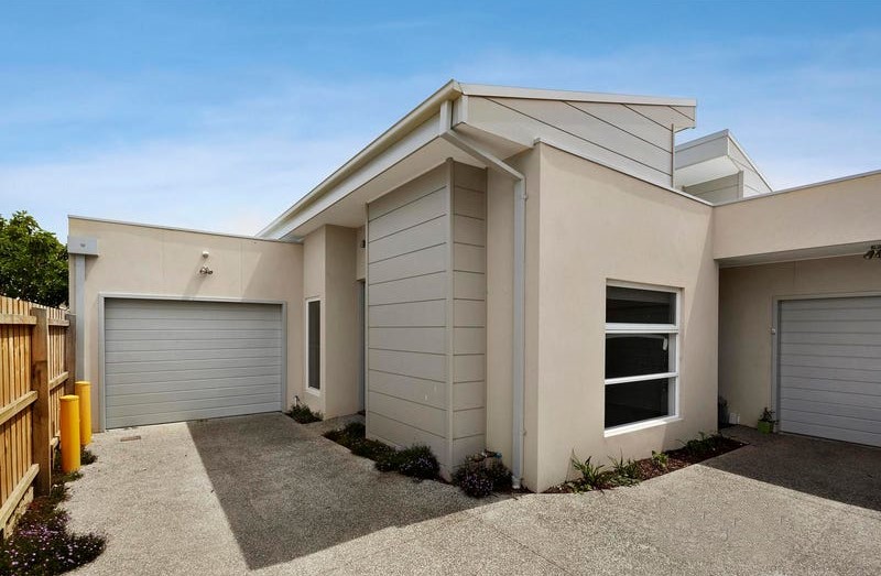 4/19 Basil St, Newport, VIC 3015