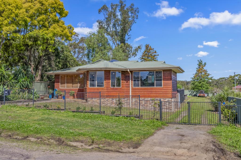 1b Station St, Greta, NSW 2334