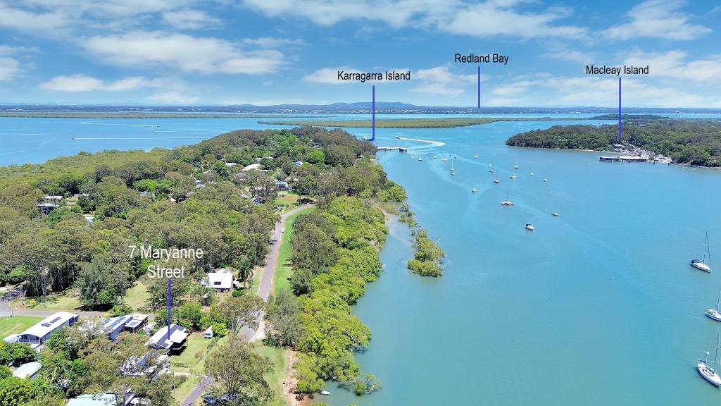 82 The Esp, Karragarra Island, QLD 4184