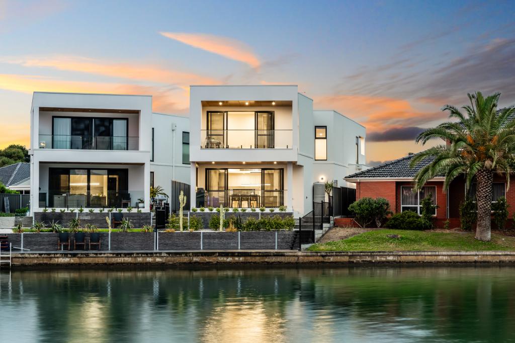 83 SIR JOHN MARKS DR, WEST LAKES, SA 5021