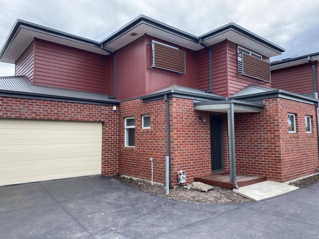 2/49 Seaview Ave, Safety Beach, VIC 3936