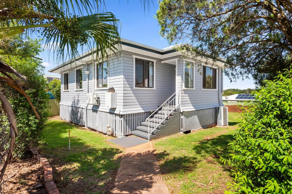 1 Kenilworth St, North Toowoomba, QLD 4350