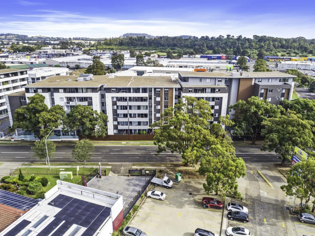 135/3-17 Queen St, Campbelltown, NSW 2560