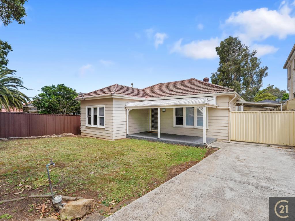 15 ARTHUR ST, BANKSTOWN, NSW 2200