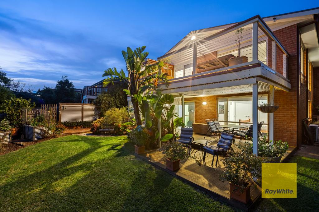 34 Lansbury Cres, Highton, VIC 3216
