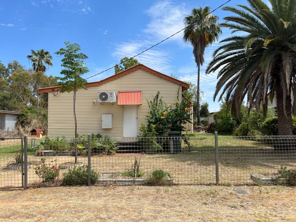 243 Alfred St, Charleville, QLD 4470