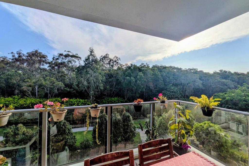 1318/397 CHRISTINE AVE, VARSITY LAKES, QLD 4227