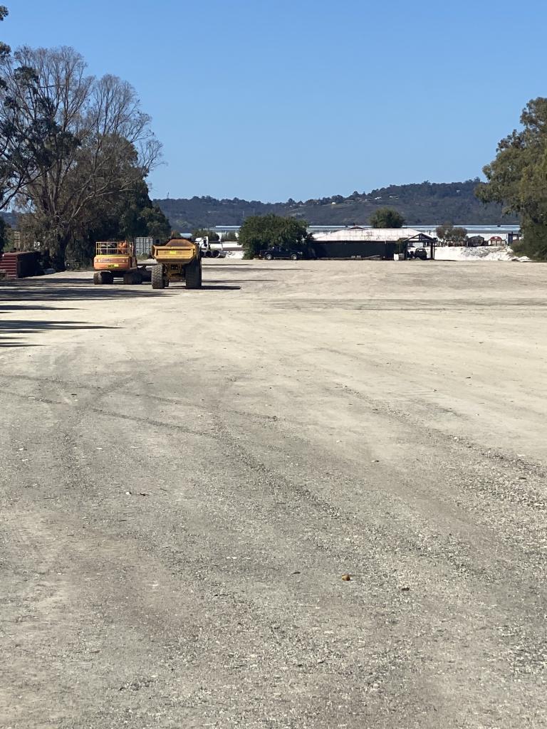 492 Bickley Rd, Maddington, WA 6109