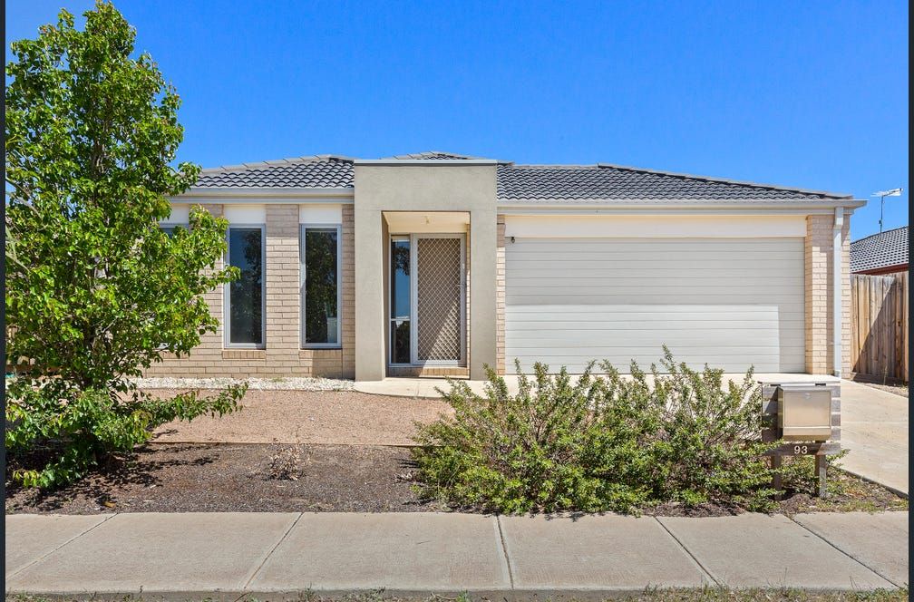 93 Halletts Way, Bacchus Marsh, VIC 3340