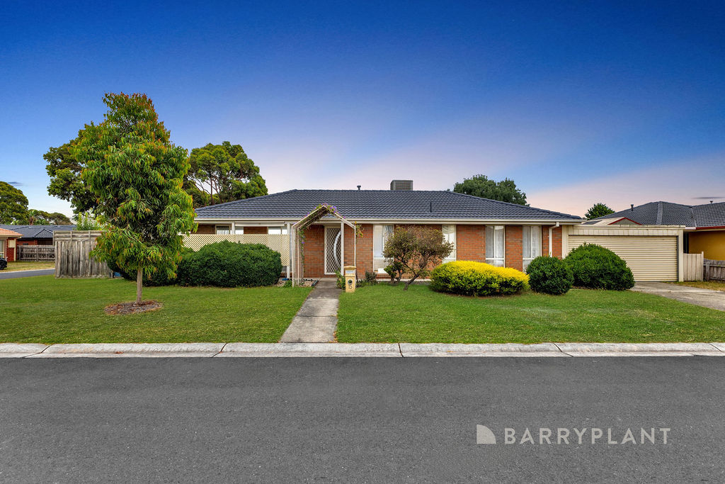 15 Sapphire Dr, Hampton Park, VIC 3976