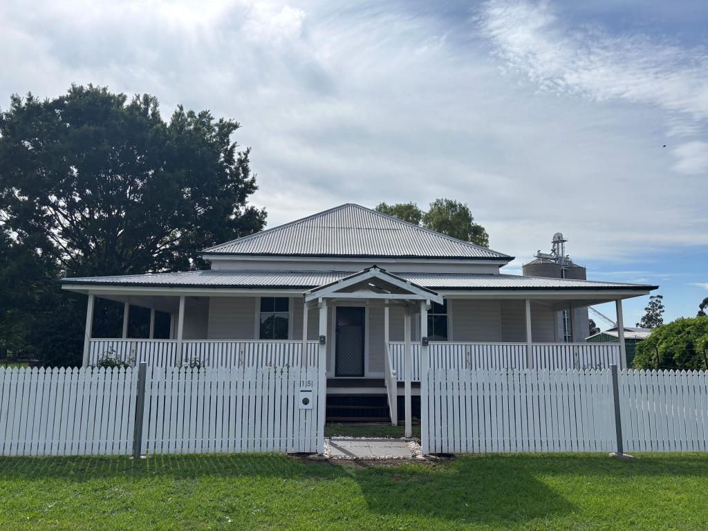 15 Forde St, Allora, QLD 4362