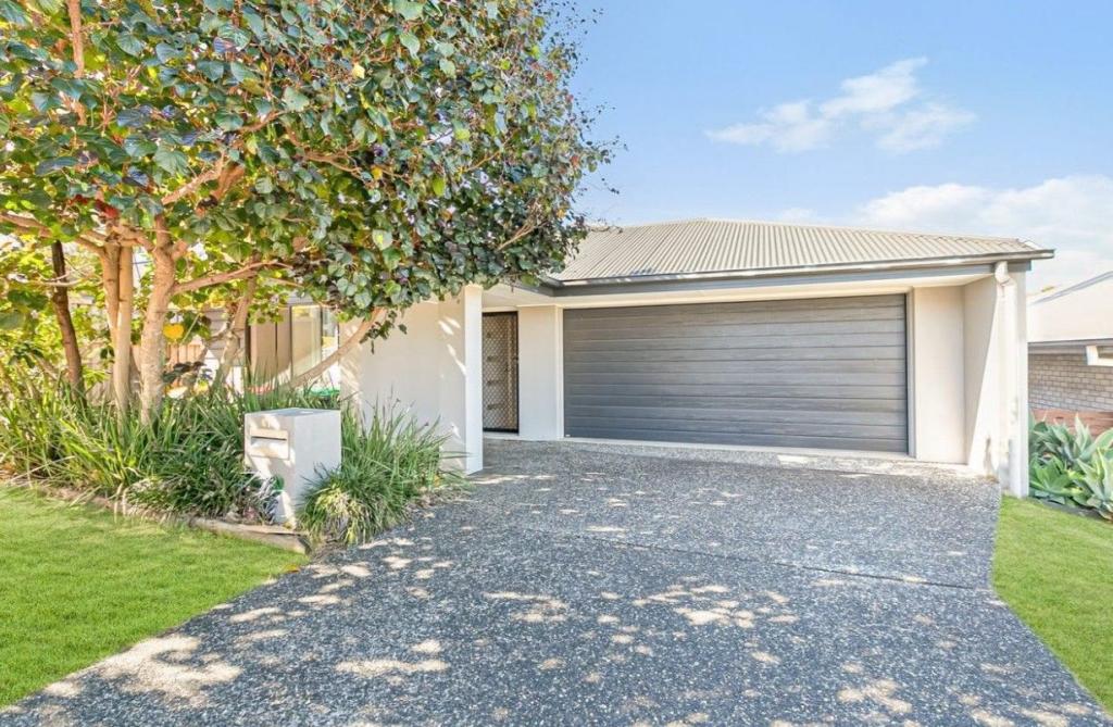 61 Chelsea Cres, Bridgeman Downs, QLD 4035
