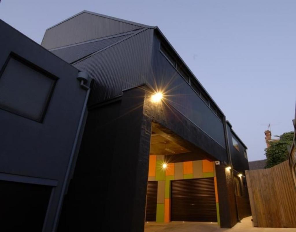 2/84a Munster Tce, North Melbourne, VIC 3051