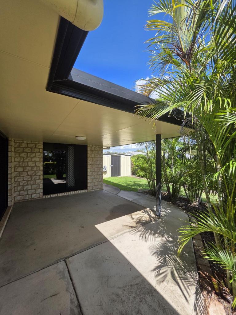 2/1 Harcla Cl, Biloela, QLD 4715
