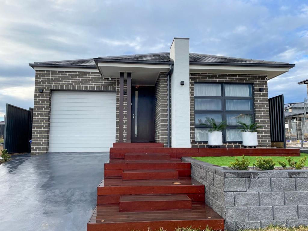 11 Pacer St, Austral, NSW 2179