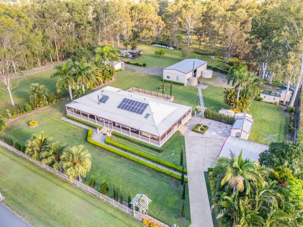 22 Faciles Rd, Alberton, QLD 4207