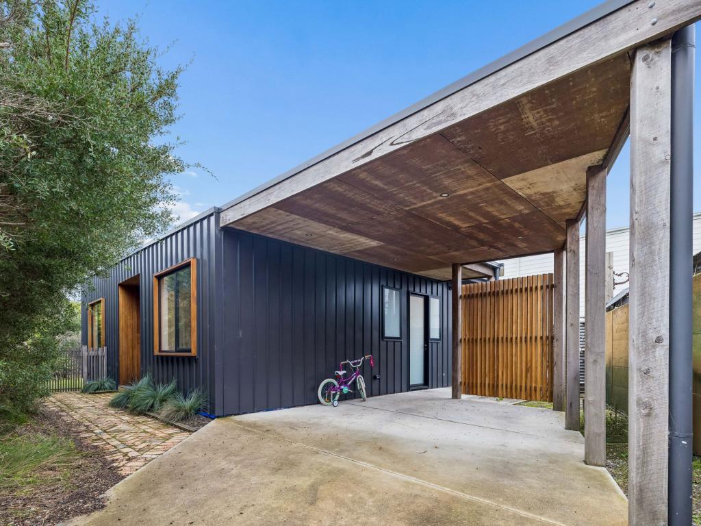 2 Pinnacle Cl, Cape Paterson, VIC 3995