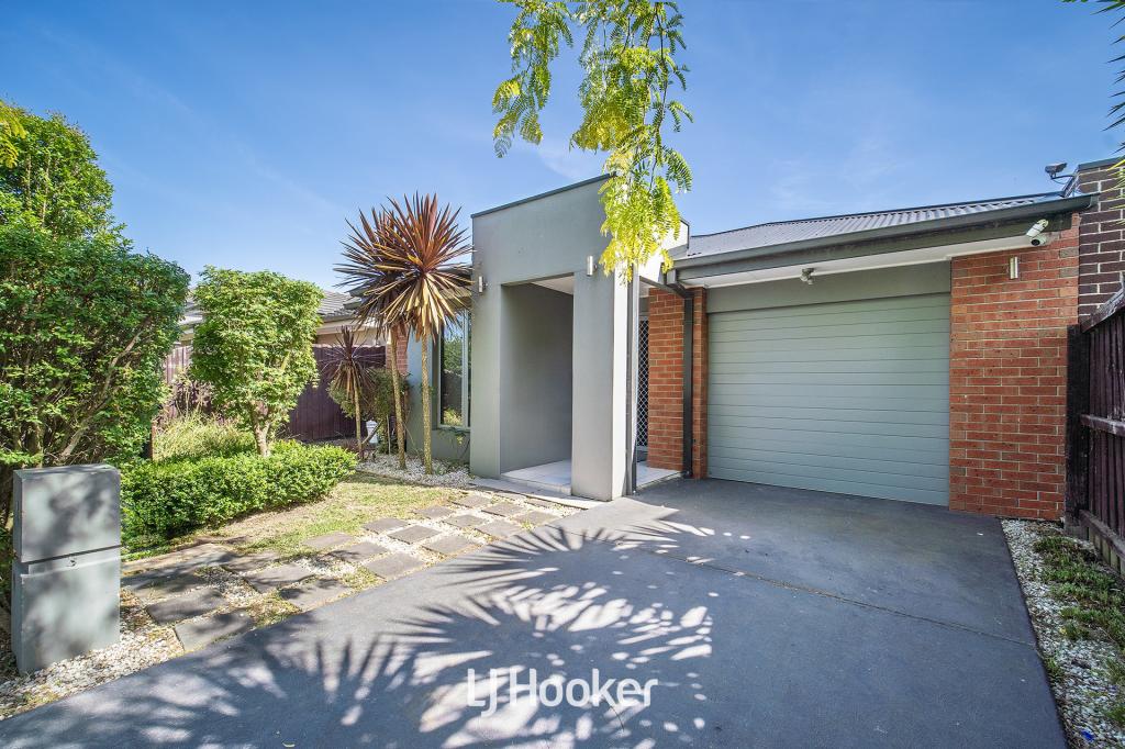 14 Dedina Walk, Dandenong, VIC 3175