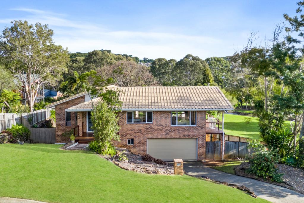 5 Birnam Ave, Banora Point, NSW 2486