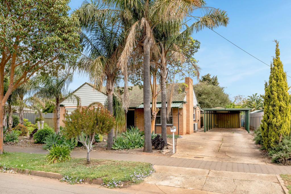 32 Andrews Rd, Elizabeth Downs, SA 5113