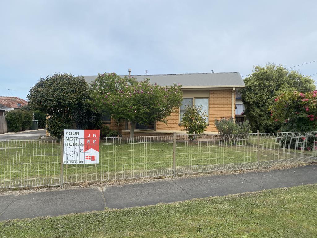 5 Tresswell Ave, Newborough, VIC 3825