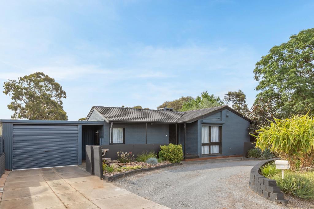 35 Currawong Cres, Craigmore, SA 5114