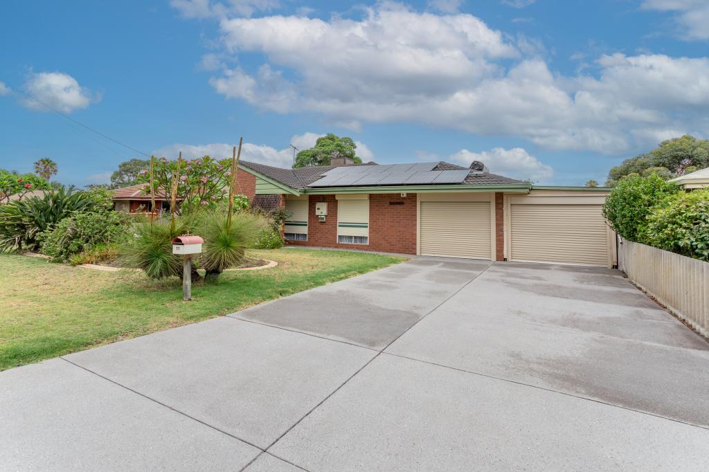 11 Felicia Pl, Camillo, WA 6111