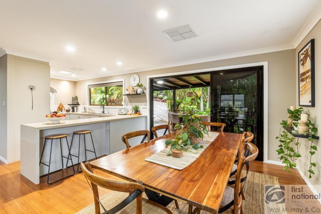 25 ROBINSON AVE, GIRARDS HILL, NSW 2480