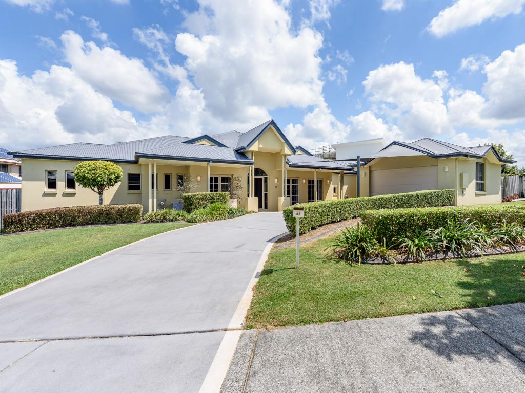 62 Midway Tce, Pacific Pines, QLD 4211