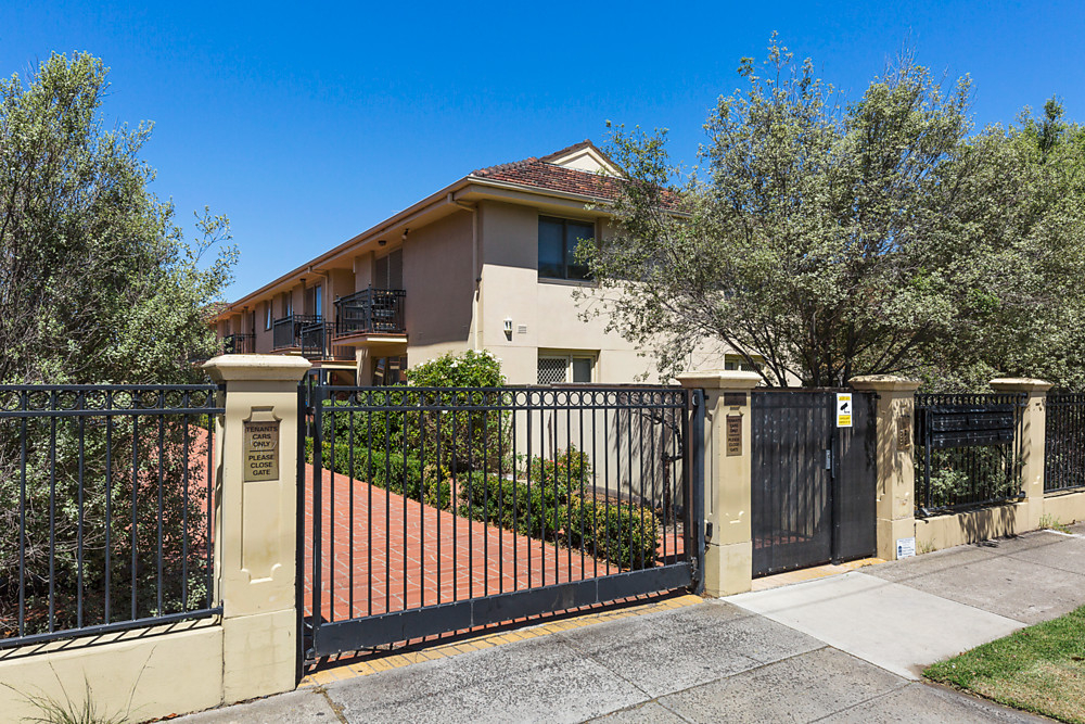 4/5 Gordon St, Footscray, VIC 3011
