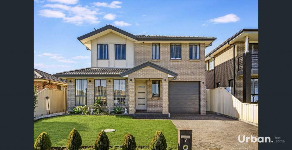 7 DOMAIN BVD, PRESTONS, NSW 2170