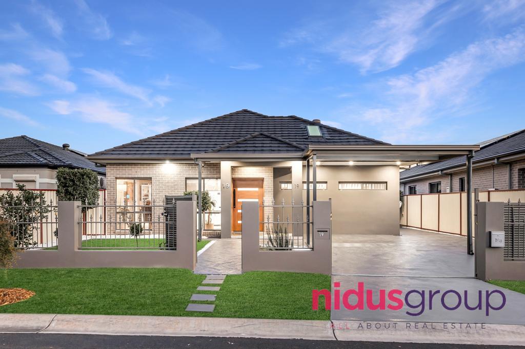 19 & 19A LUELLA PL, ROOTY HILL, NSW 2766