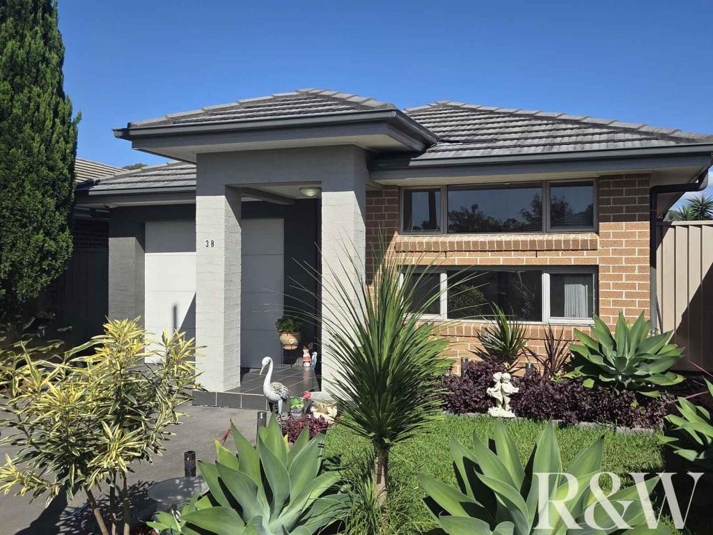 3b Binalong St, Jordan Springs, NSW 2747