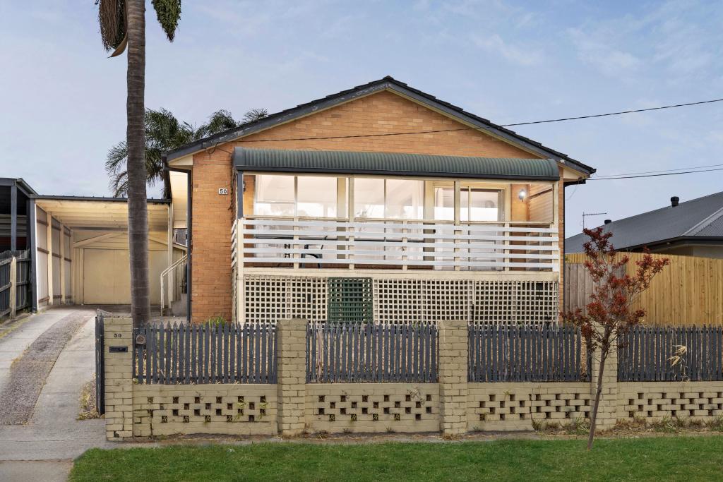 50 Excelsior Dr, Frankston North, VIC 3200