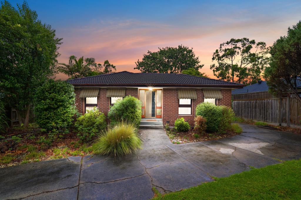 62 Windermere Dr, Ferntree Gully, VIC 3156