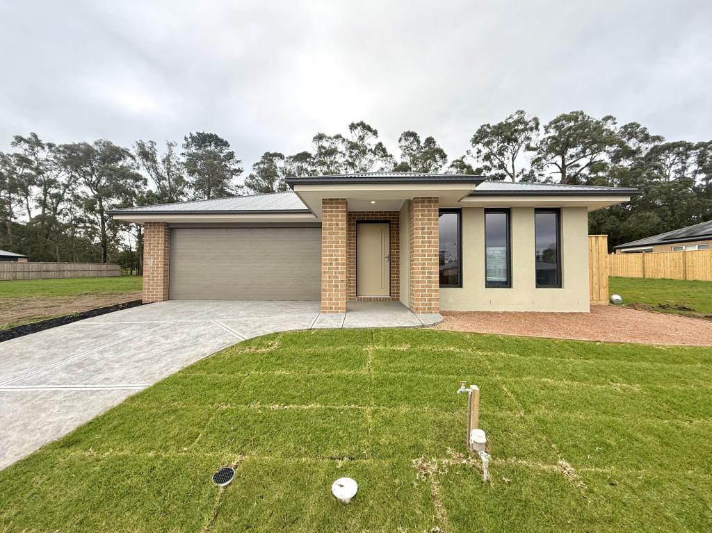 31 Cart Dr, Drouin, VIC 3818