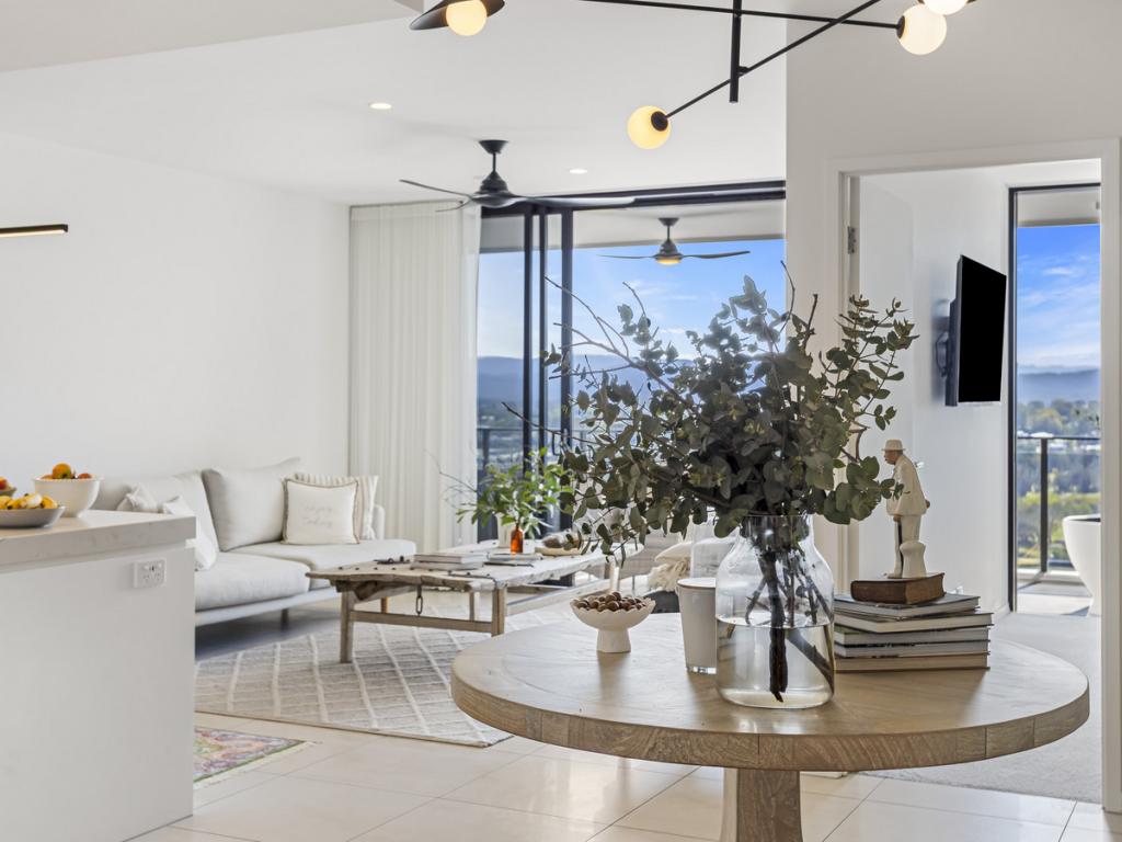 4085/21 Ross St, Benowa, QLD 4217