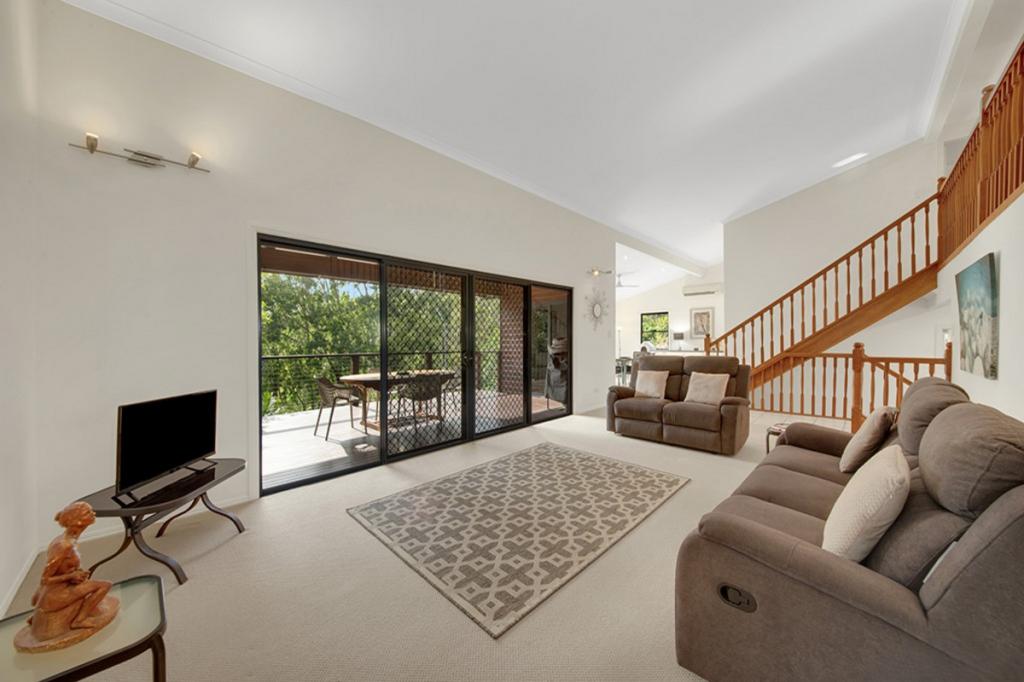 52 Oxley Dr, South Gladstone, QLD 4680