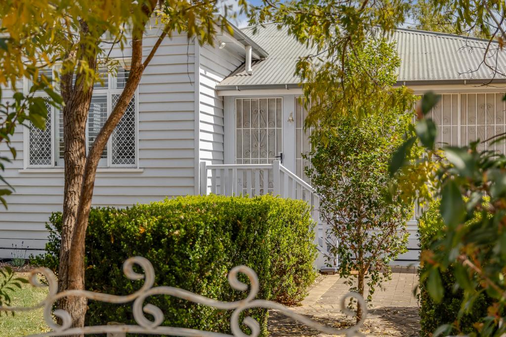 2a Harrow St, Cambooya, QLD 4358