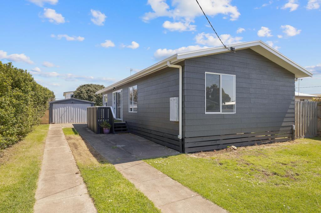 11 Dover St, Sunderland Bay, VIC 3922